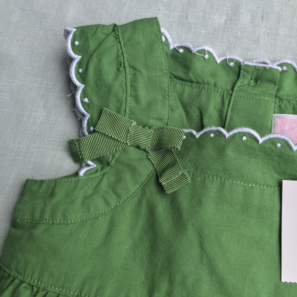 NWT Janie Jack green scalloped cotton bow sleeveless top - Picture 3 of 8